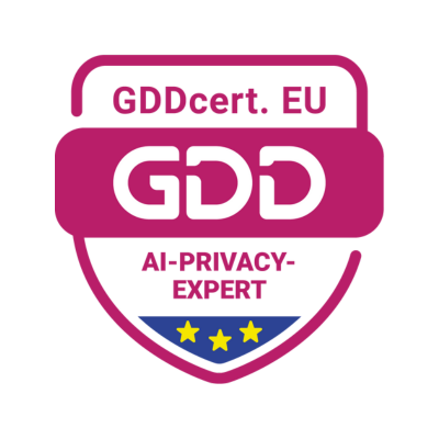GDD-Zertifikat für AI-Privacy-Expert mit EU-Sternen auf einem lila Schild.